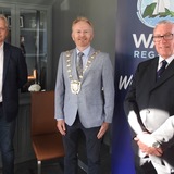 Richard_Colwell__Mayor_David_Healy_and_Ian_Byrne.JPG