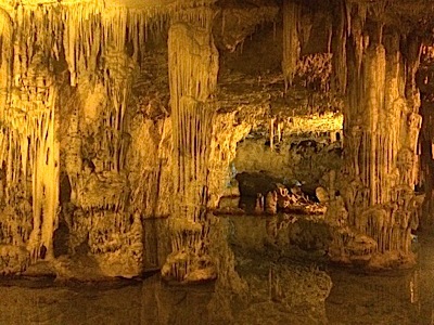 Neptunas Grotto