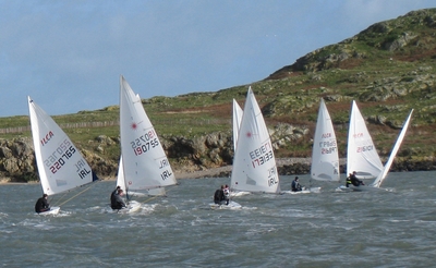 Another Windy Weekend at the HYC Dinghy Frostbites